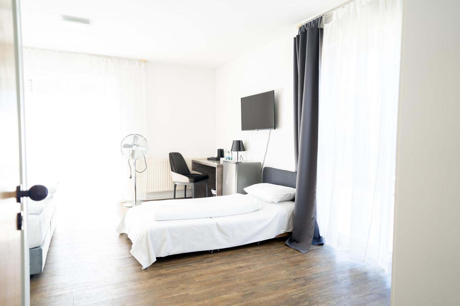 Ap Hotel Mannheim Viernheim Buitenkant foto