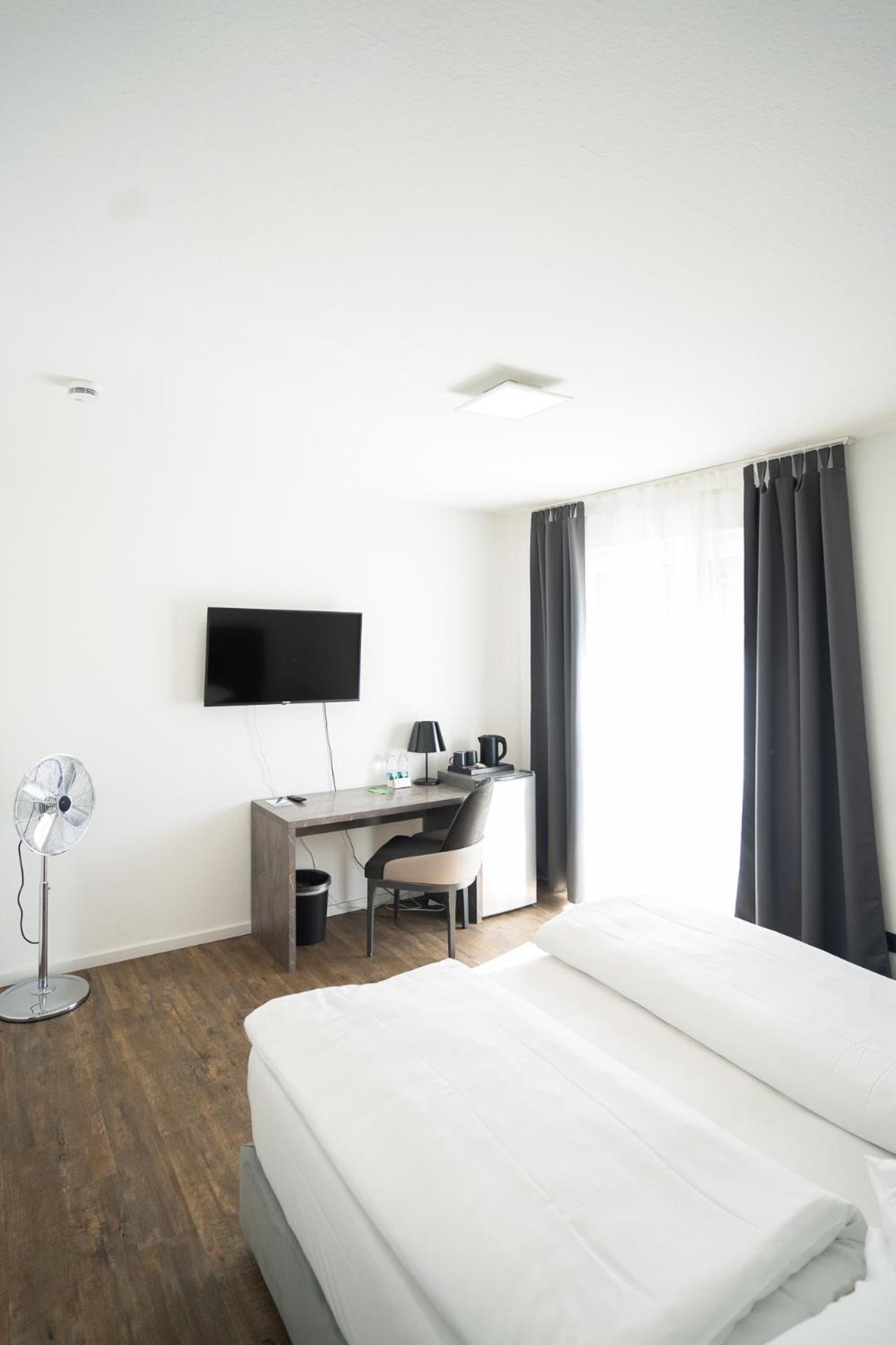Ap Hotel Mannheim Viernheim Buitenkant foto