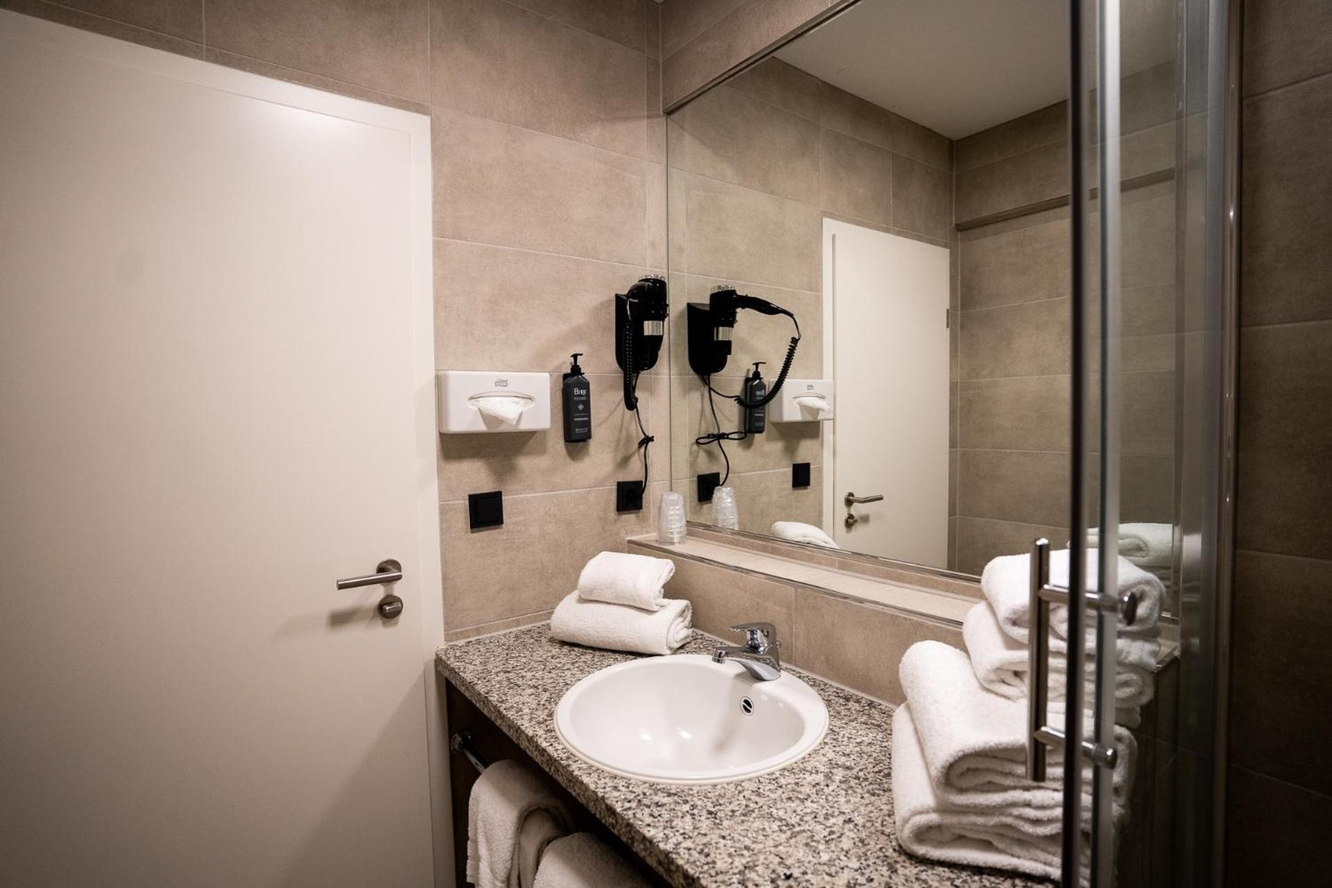 Ap Hotel Mannheim Viernheim Buitenkant foto