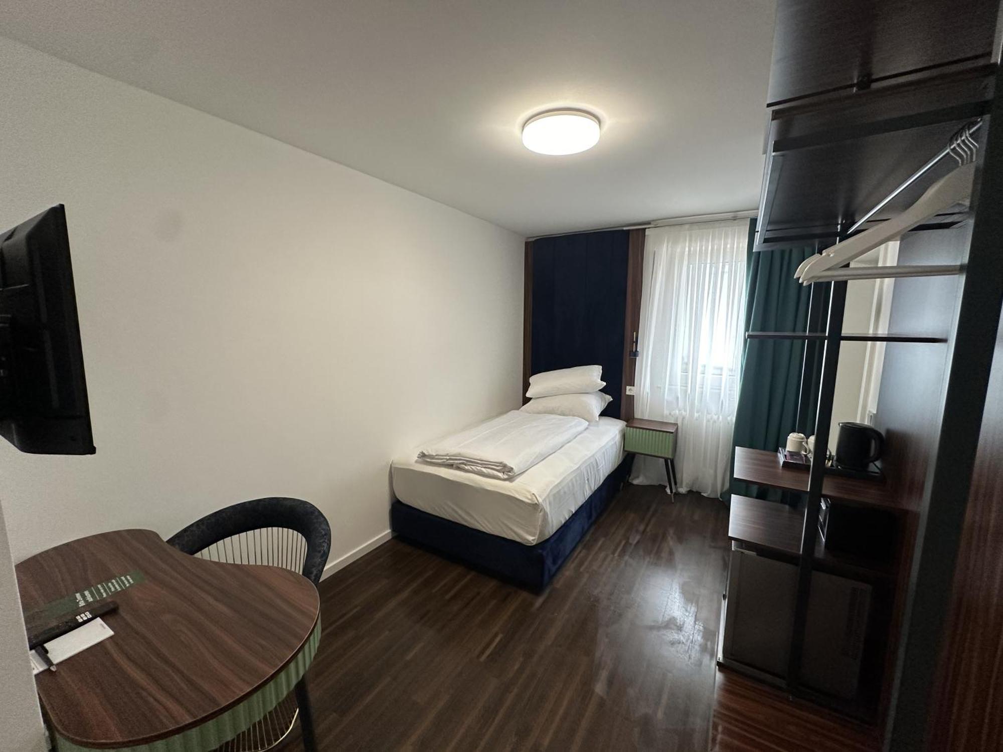 Ap Hotel Mannheim Viernheim Buitenkant foto